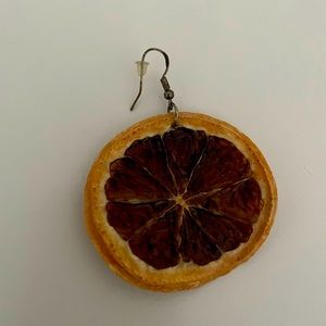 🎉 3/$10 - Pair of Orange Earrings